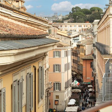 Апартаменты Trevi Charming Penthouse Рим Экстерьер фото