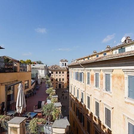 Апартаменты Trevi Charming Penthouse Рим Экстерьер фото